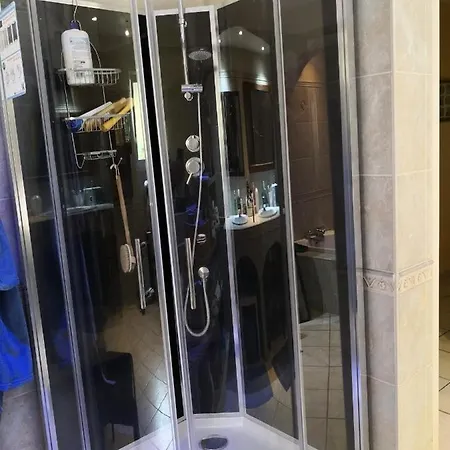 Meublee Avec Vue Panoramique A Perigueux Homestay *